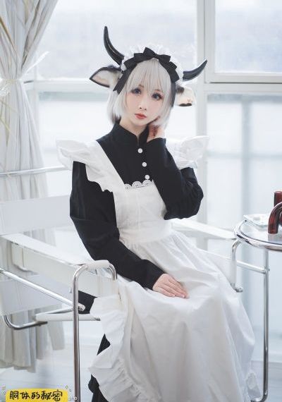 年轻的女教师3